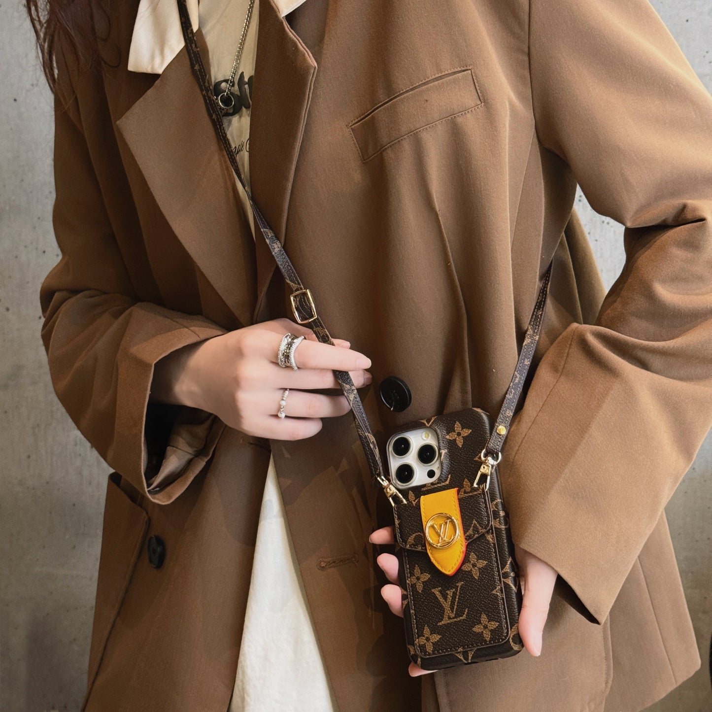 Lou Card Holder Chain iPhone Case mysite
