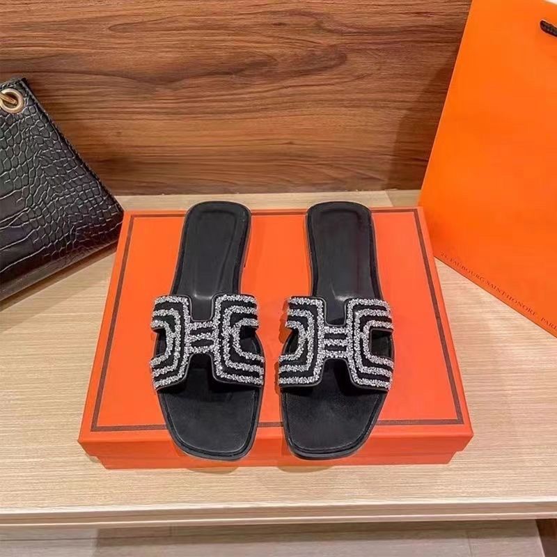 Classic Diamond H Slippers mysite