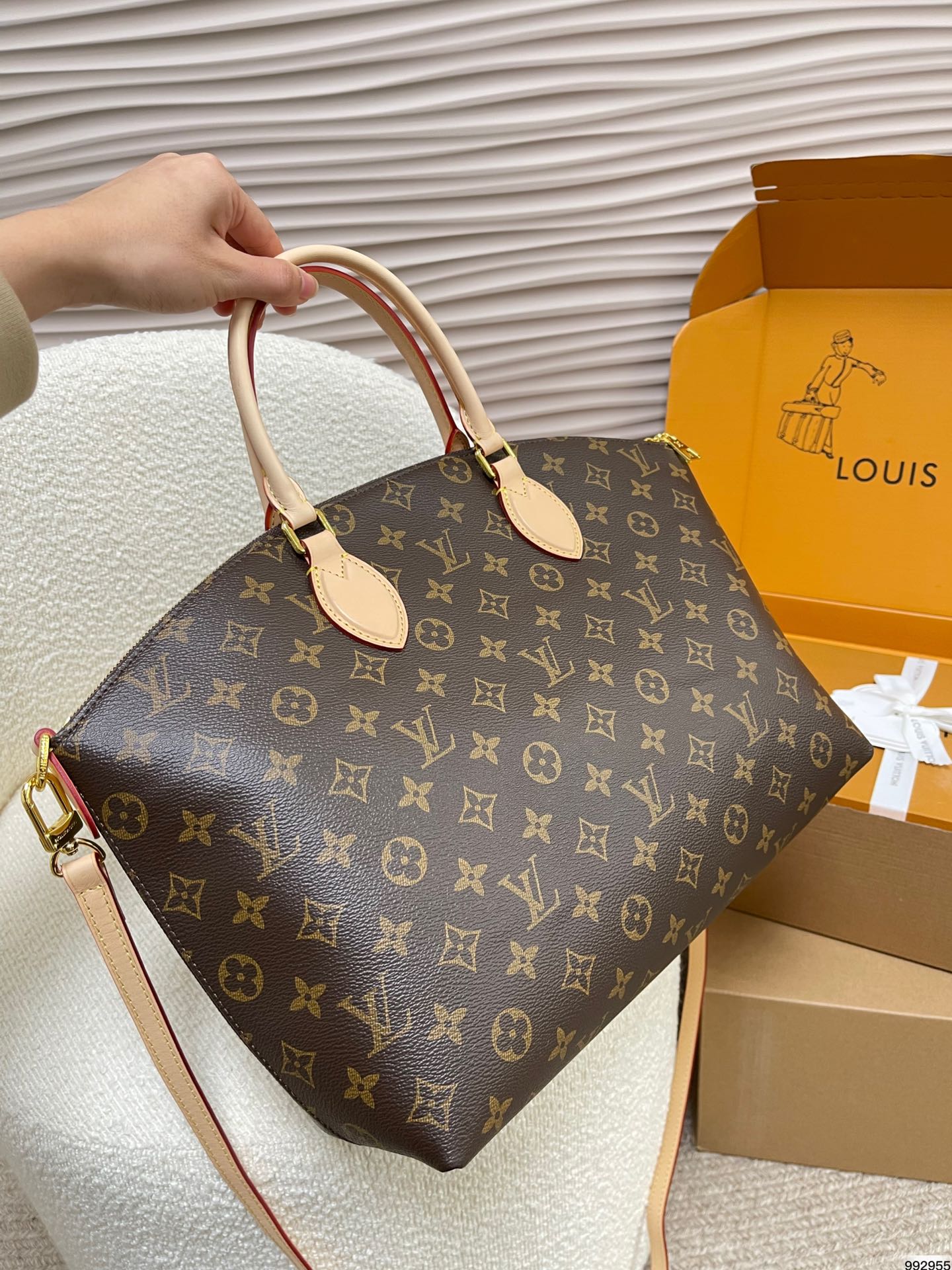 Louis Vuitton 21st Century Monogram Boetie PM satchel 32 x 13 x 29 cm mysite