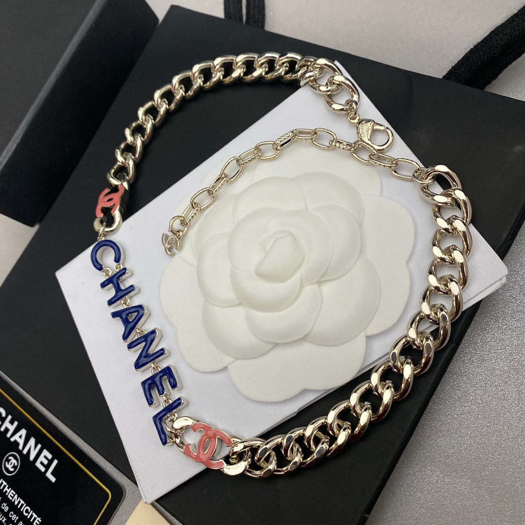Large Chain Logo Necklace mysite