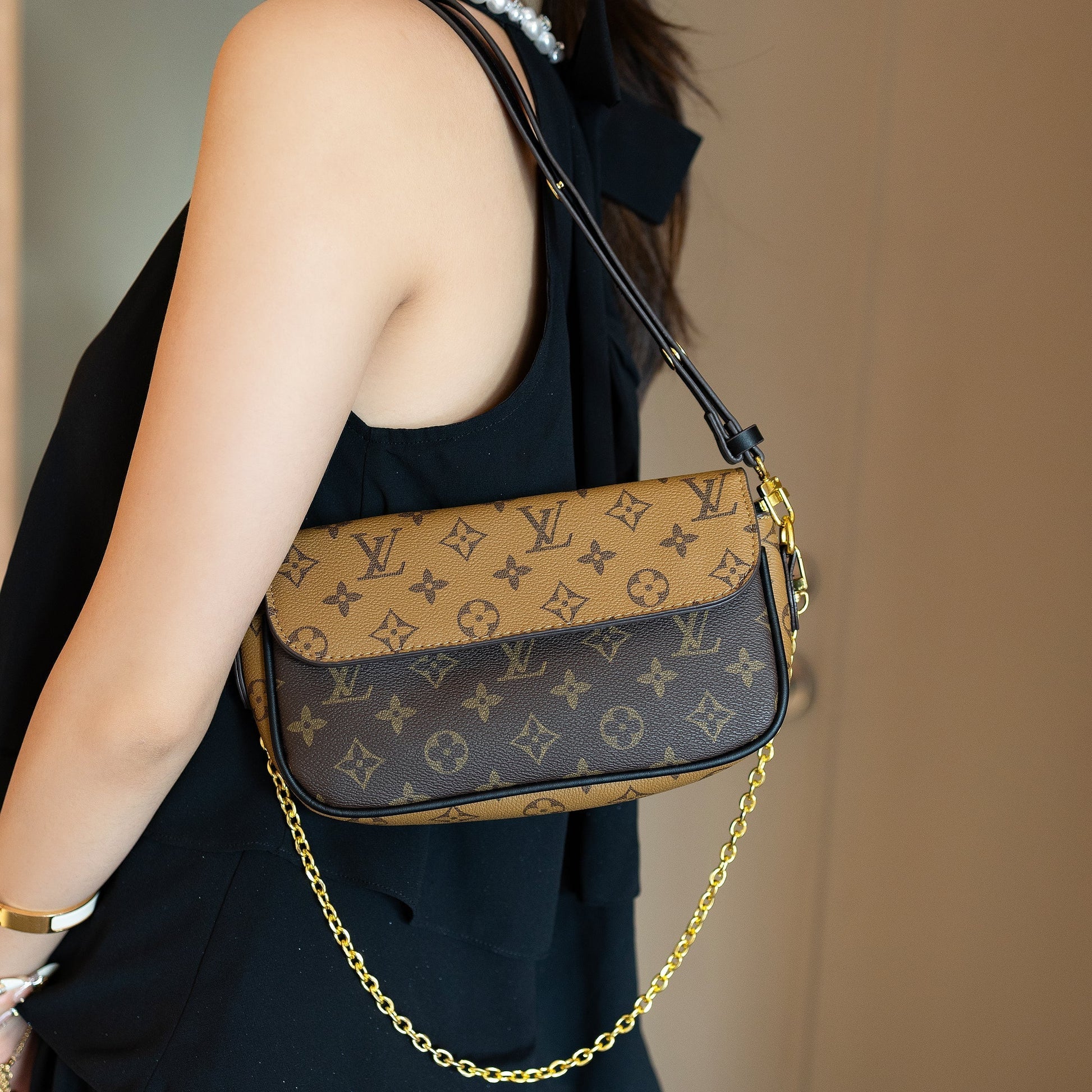 Luxury Classic Monogram Shoulder Bag-1 mysite