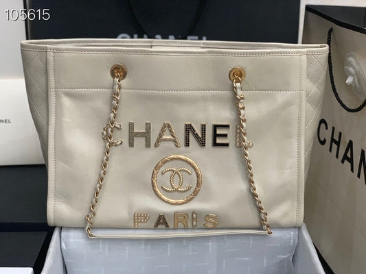 Chanel Shopping 40 White Leather 40x31x21cm mysite