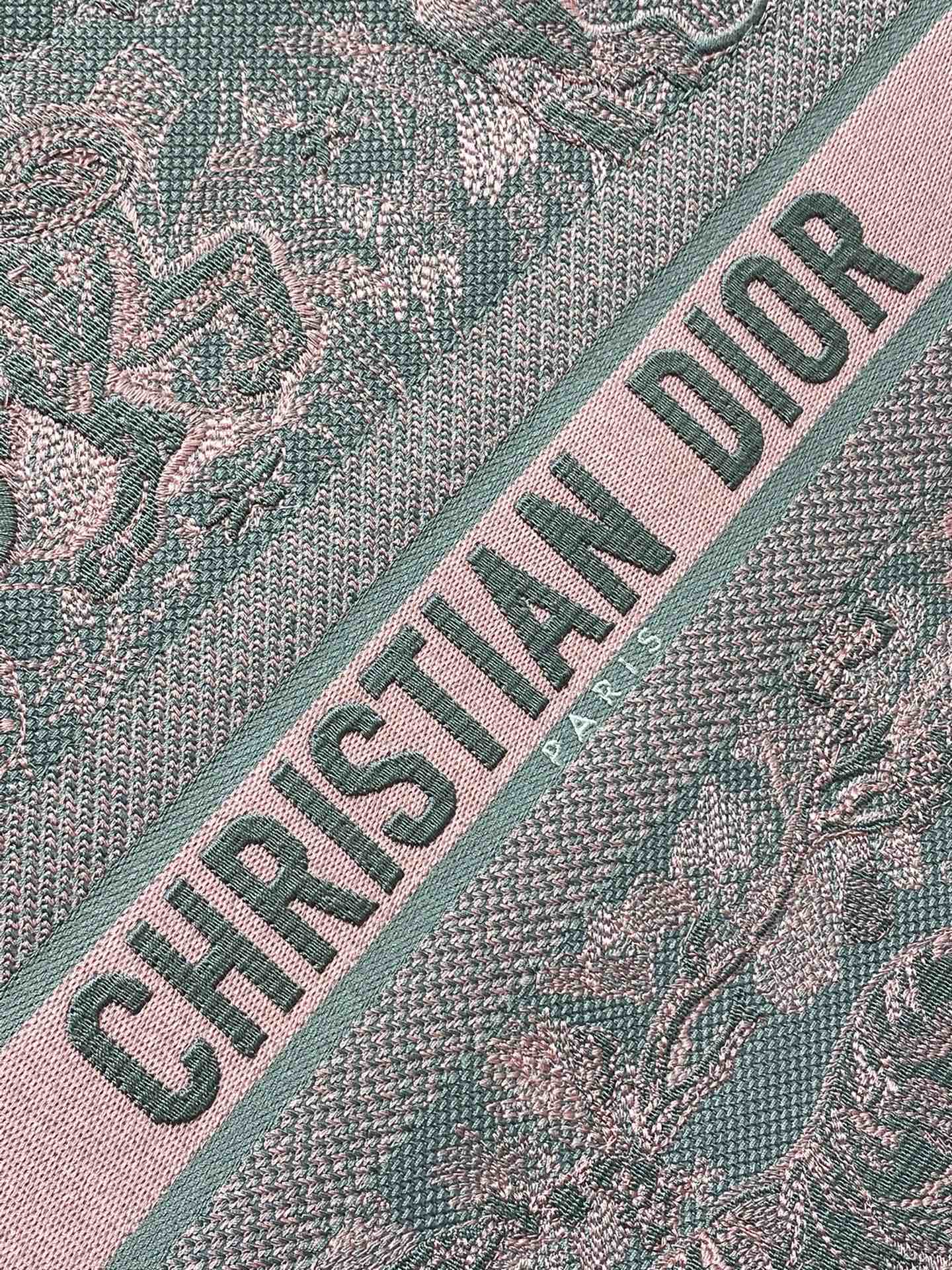Dior Book Tote Large Gray and Pink Toile de Jouy Reverse Beverly Hills Embroidery - 42 x 35 x 18.5 cm mysite
