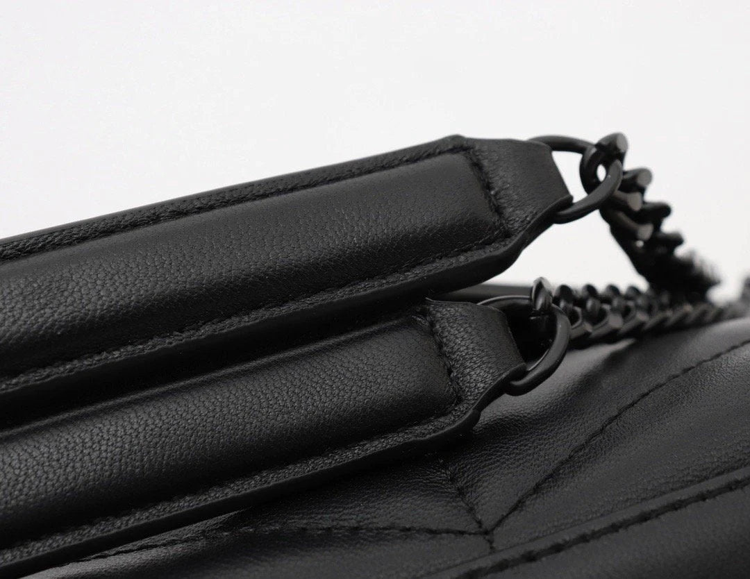Saint Laurent Loulou Shoulder bag mysite