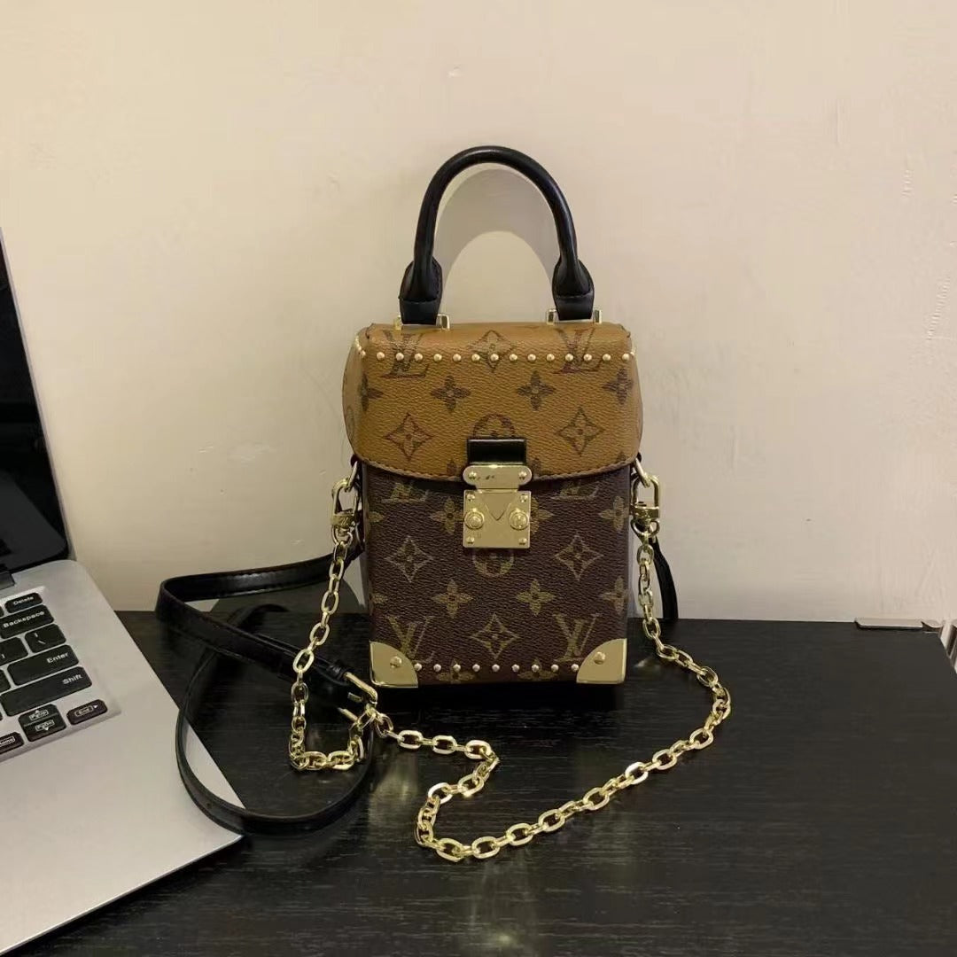 Stylish Metallic Portables Bag mysite