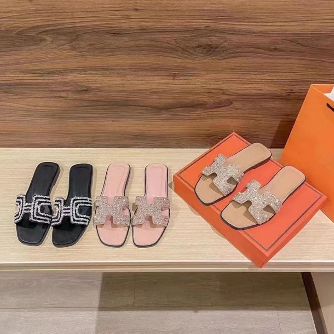 Classic Diamond H Slippers mysite