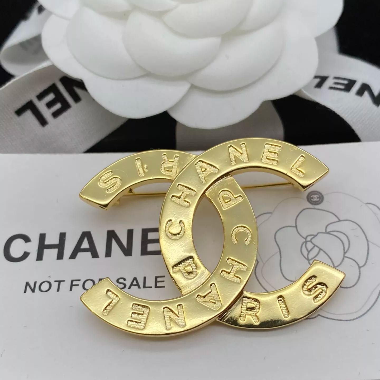 Simple Engraved Letter Brooch mysite