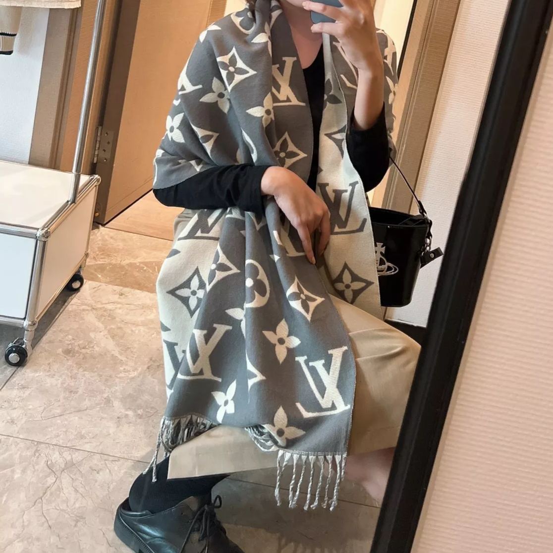 Simple Monogram Cashmere Fringed Scarf mysite