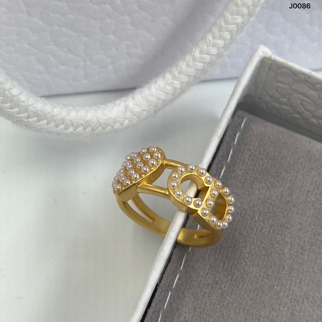 Love Pearl Ring mysite