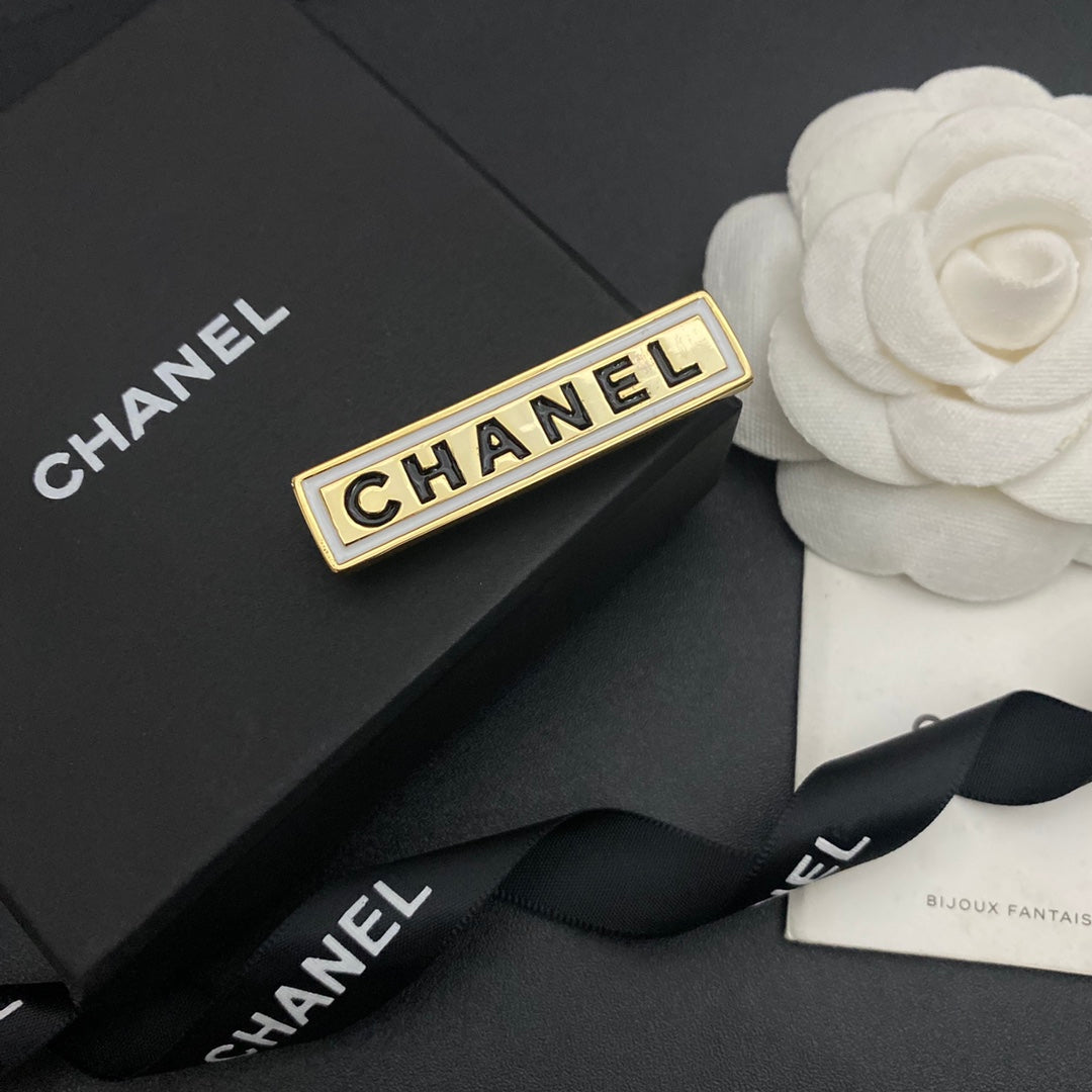 Letter Logo Strip Brooch mysite