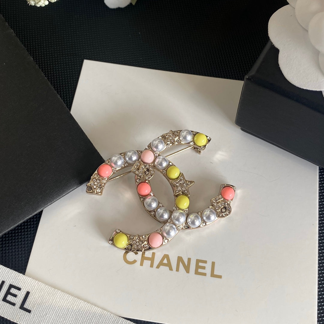 Lucky 5 Stars Colored Brooch mysite