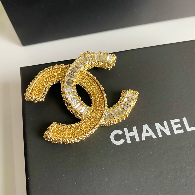 Glittering Gold Crystal Brooch mysite