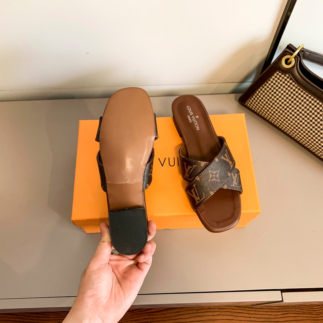 Cross Strap Flat Sandals mysite
