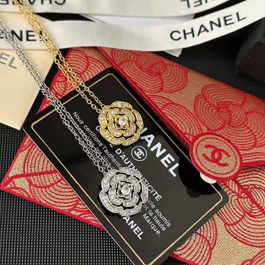 Diamond Flower Pendant Necklace mysite