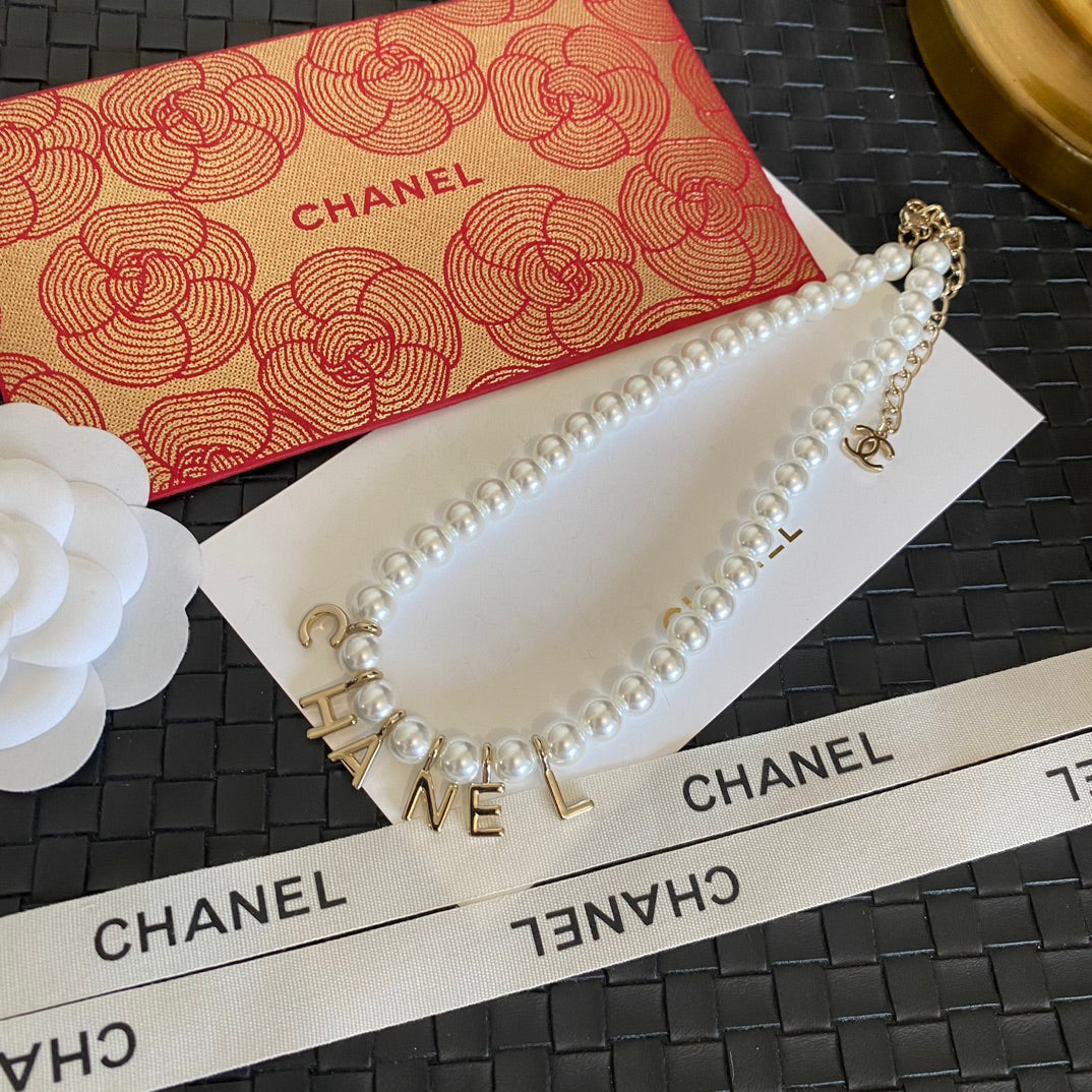 Fashionable Pearl Letter Pendant Necklace mysite
