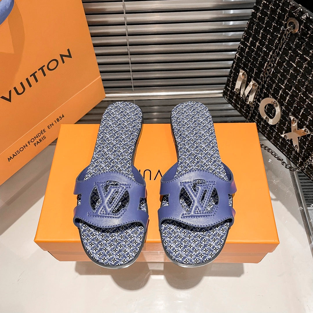 Cutout Letter Printed Slippers mysite