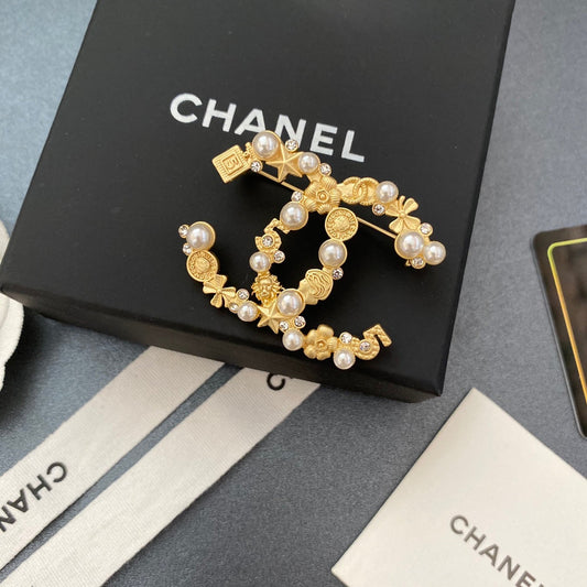 Classic Diamond Pearl Gold Brooch mysite
