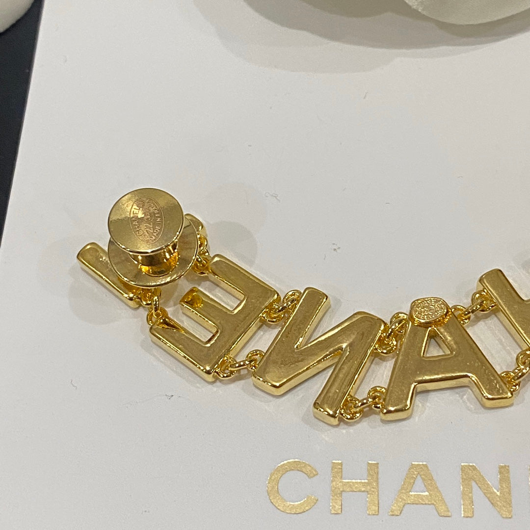 Black Epoxy Chain Brooch mysite