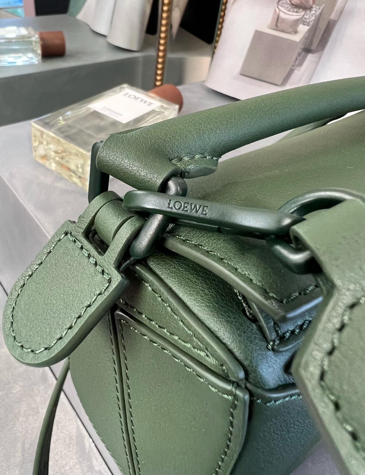 MINI PUZZLE 18CM BOTTLE GREEN CALFSKIN mysite