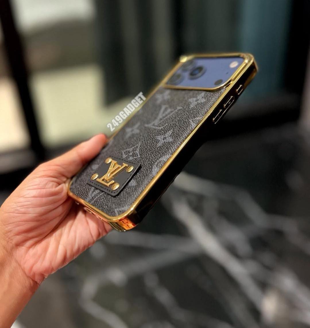 Luxury Phone Case For iPhone 17/ 16 / 15 / 14s mysite