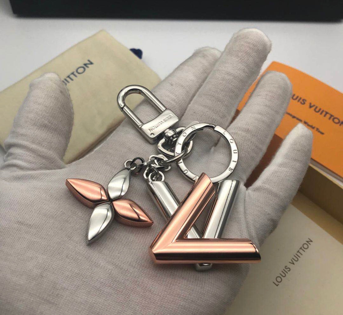 Luxury keychain mysite