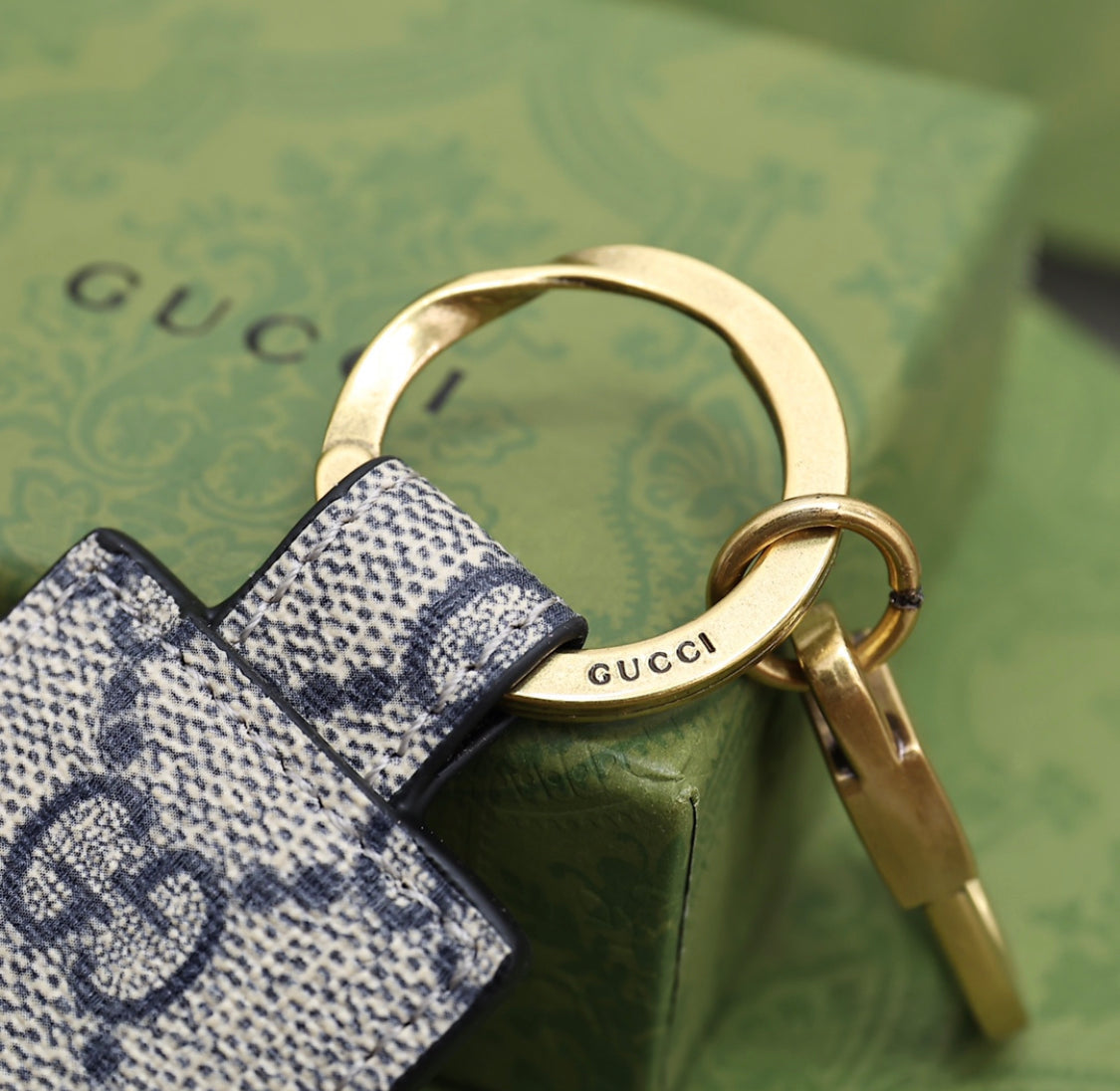GG keychain mysite