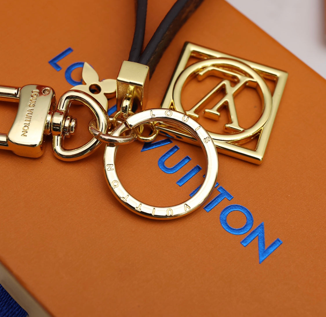 Luxury keychain mysite