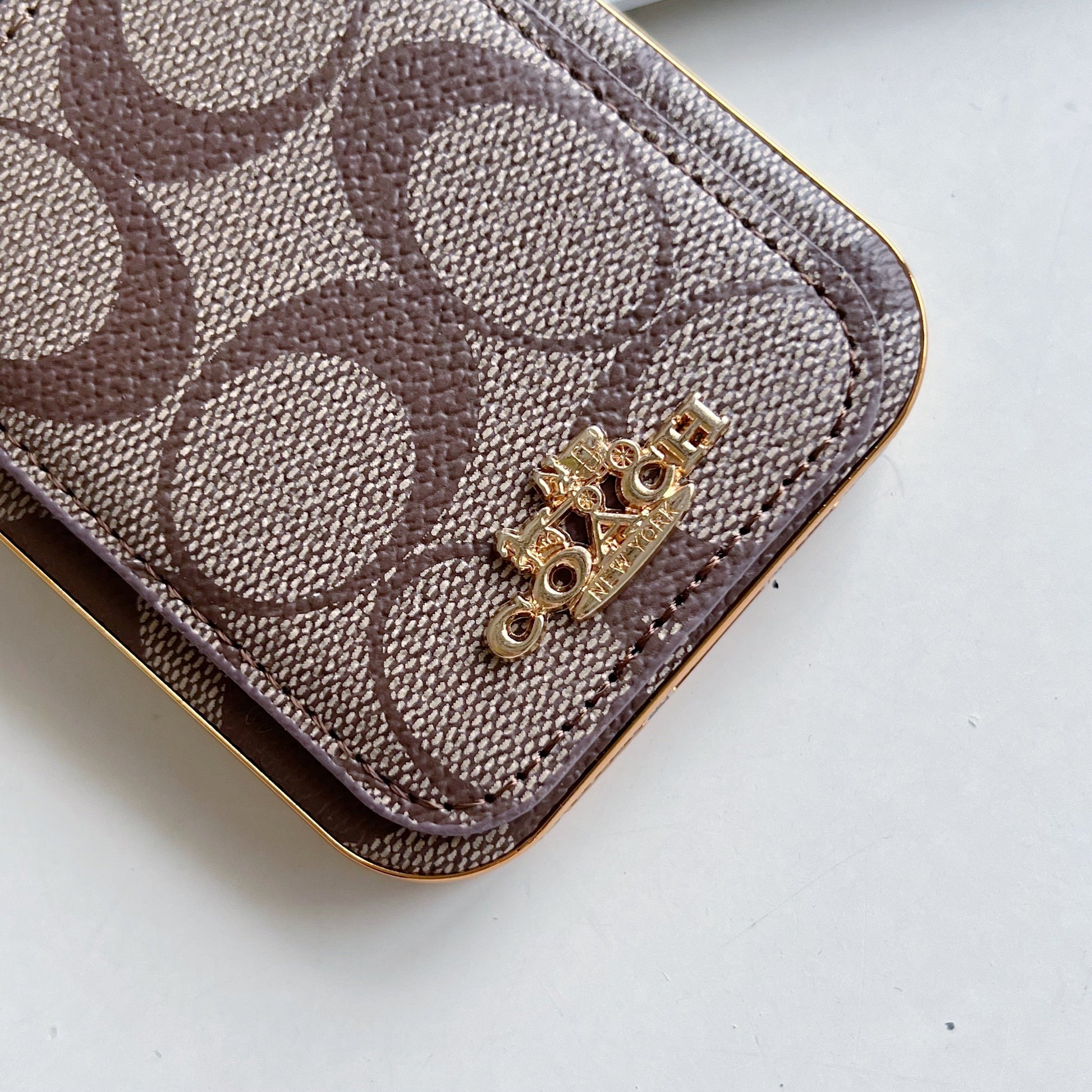 Coach iPhone Case With Card Holder  Coffee  -KB241651 mysite