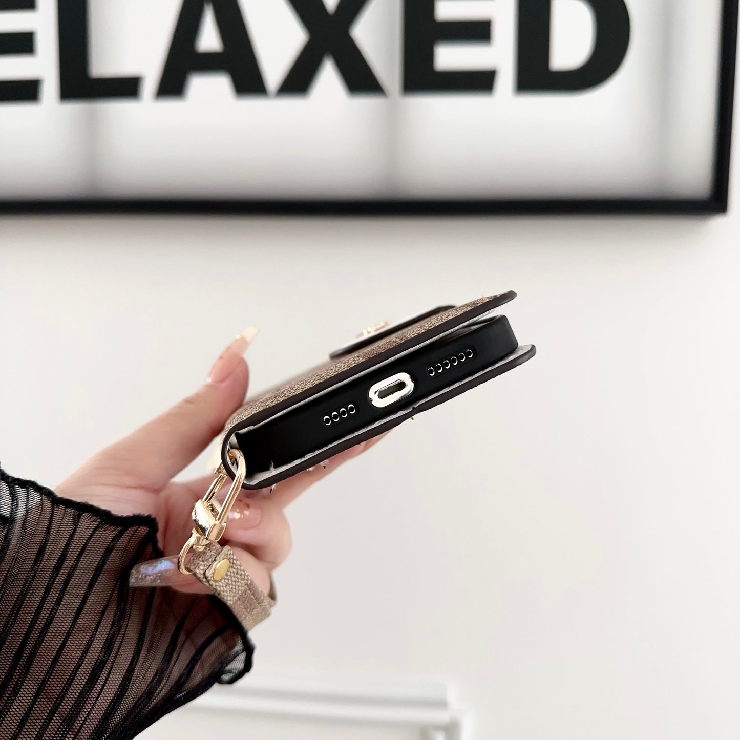 Coach iPhone Case  Leather Flip Case with Card Holder Black-PTK241622-ss mysite