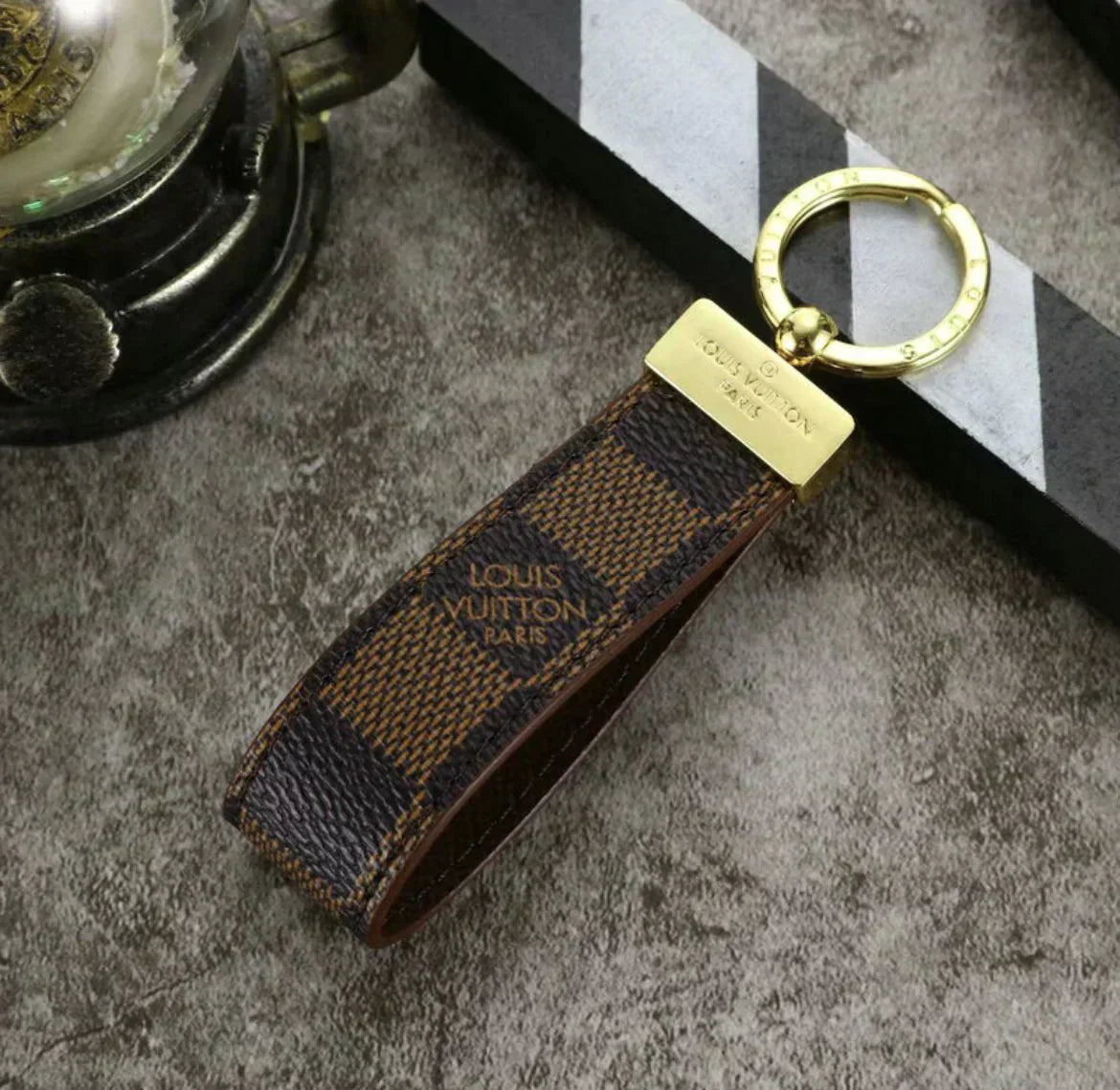 Luxury Classic Keychain mysite