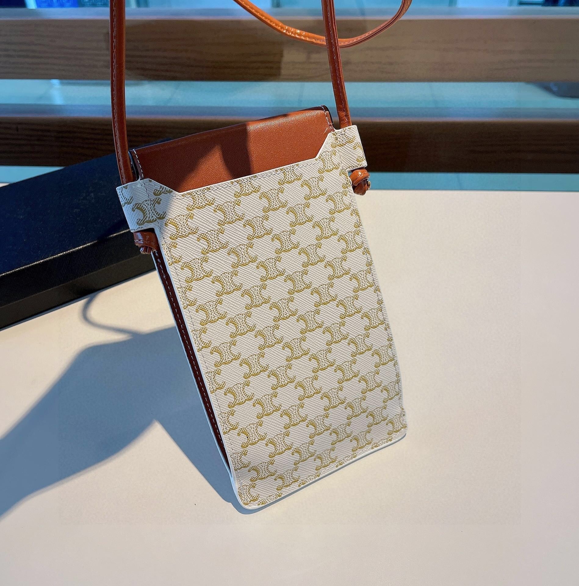 Beautiful Smart Card Phone Bag mysite