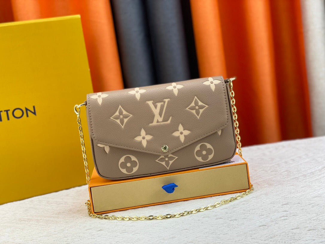 Colorful Elegant Envelope Bag mysite