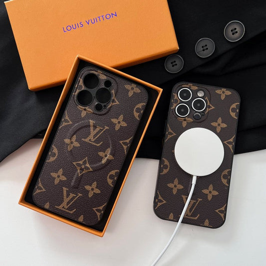 Lou MagSafe Classic iPhone Case mysite