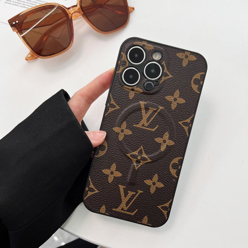 Lou MagSafe Classic iPhone Case mysite