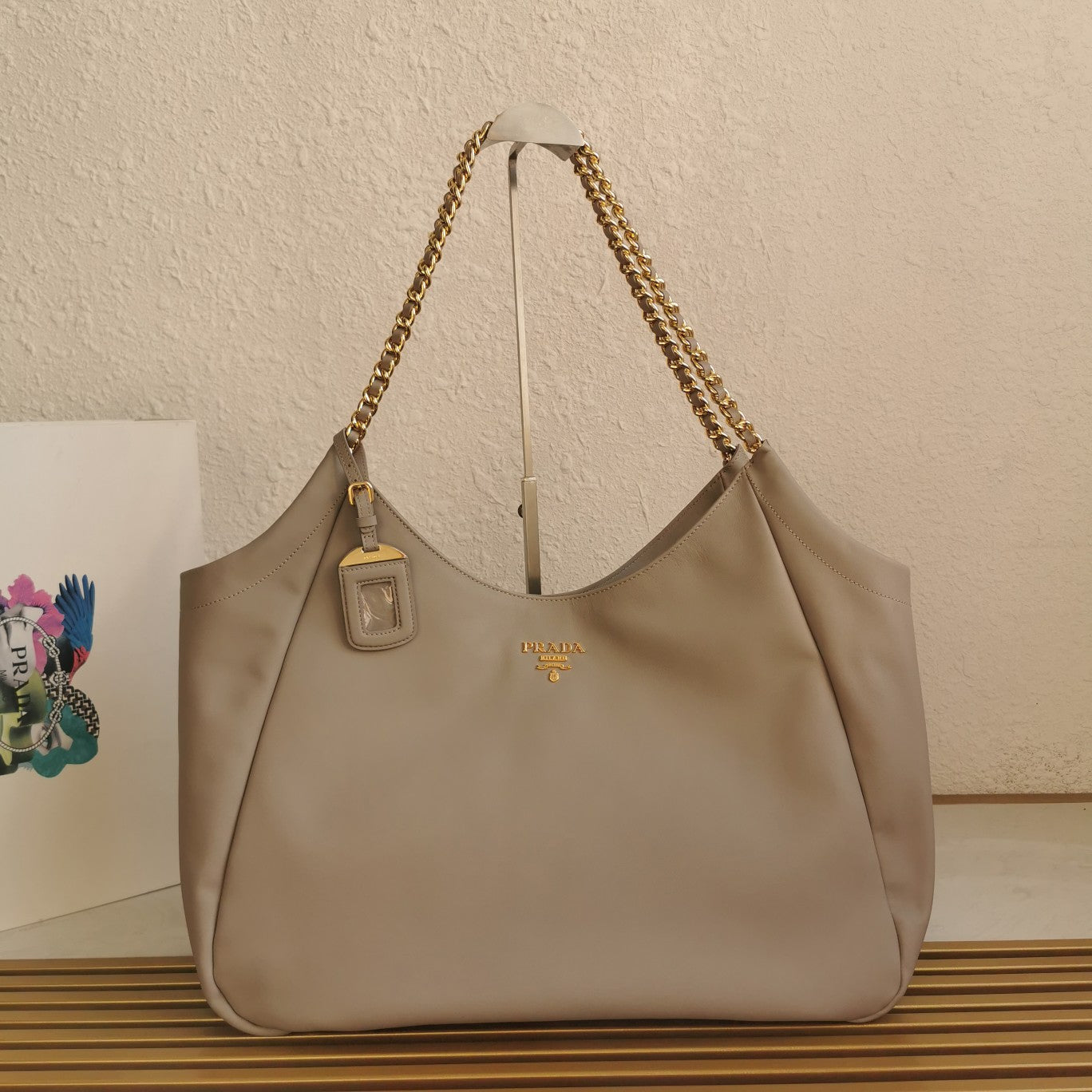 CHAIN TOTE 39 SOFT GREY CALFSKIN mysite