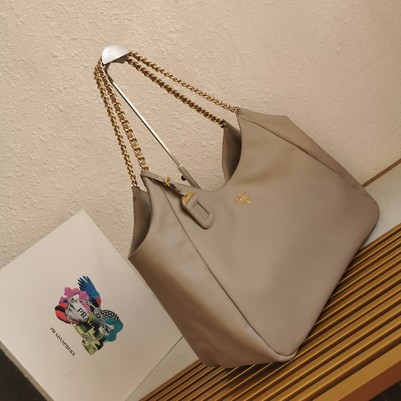 CHAIN TOTE 39 SOFT GREY CALFSKIN mysite