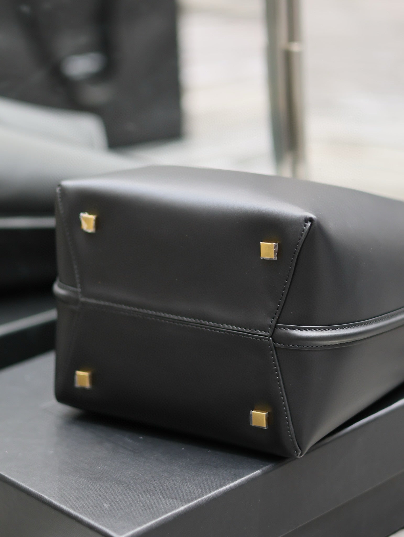 le 37 26cm black calfskin gold hardware mysite