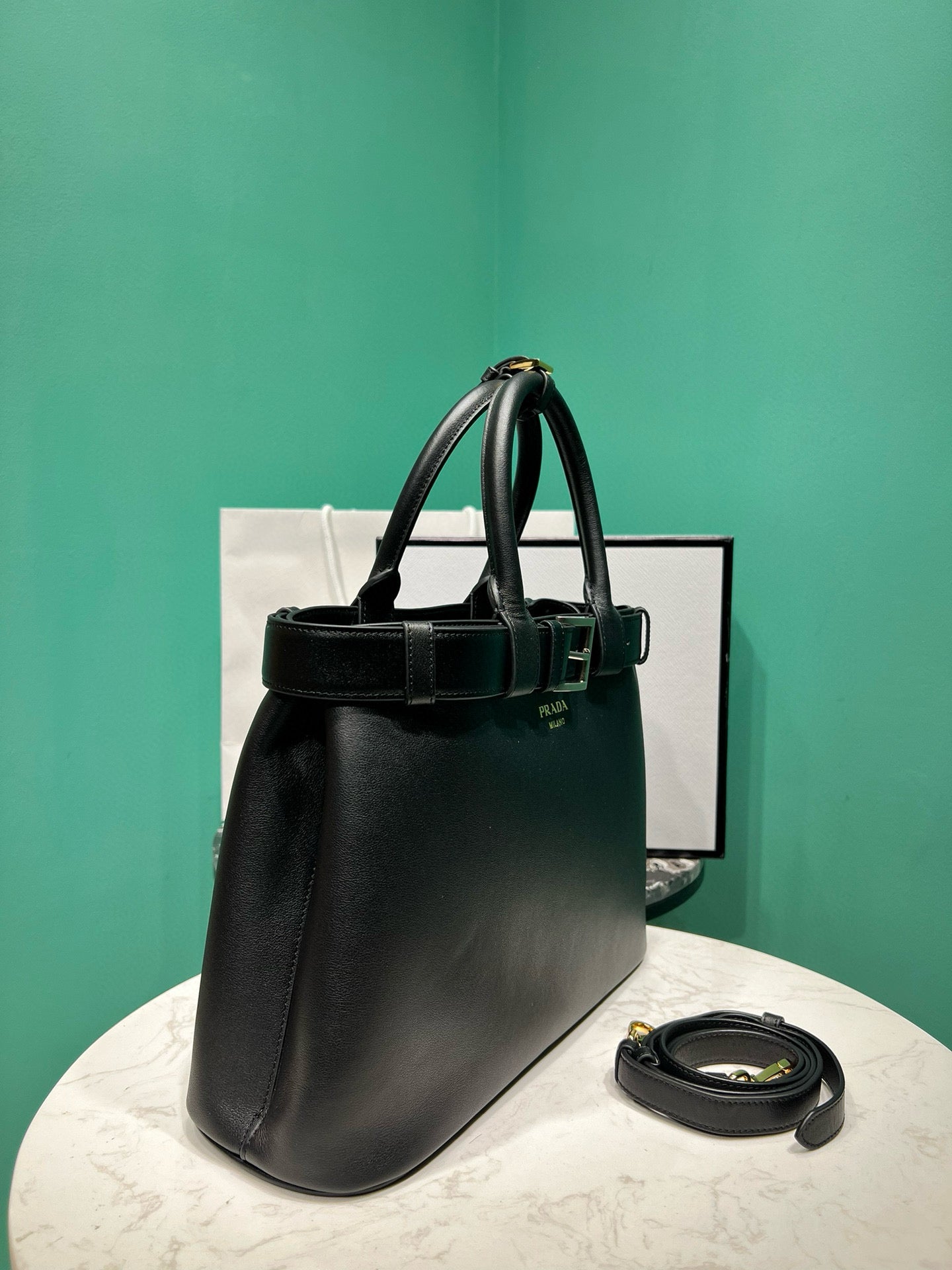 pra buckle medium 35cm black calfskin gold hardware mysite