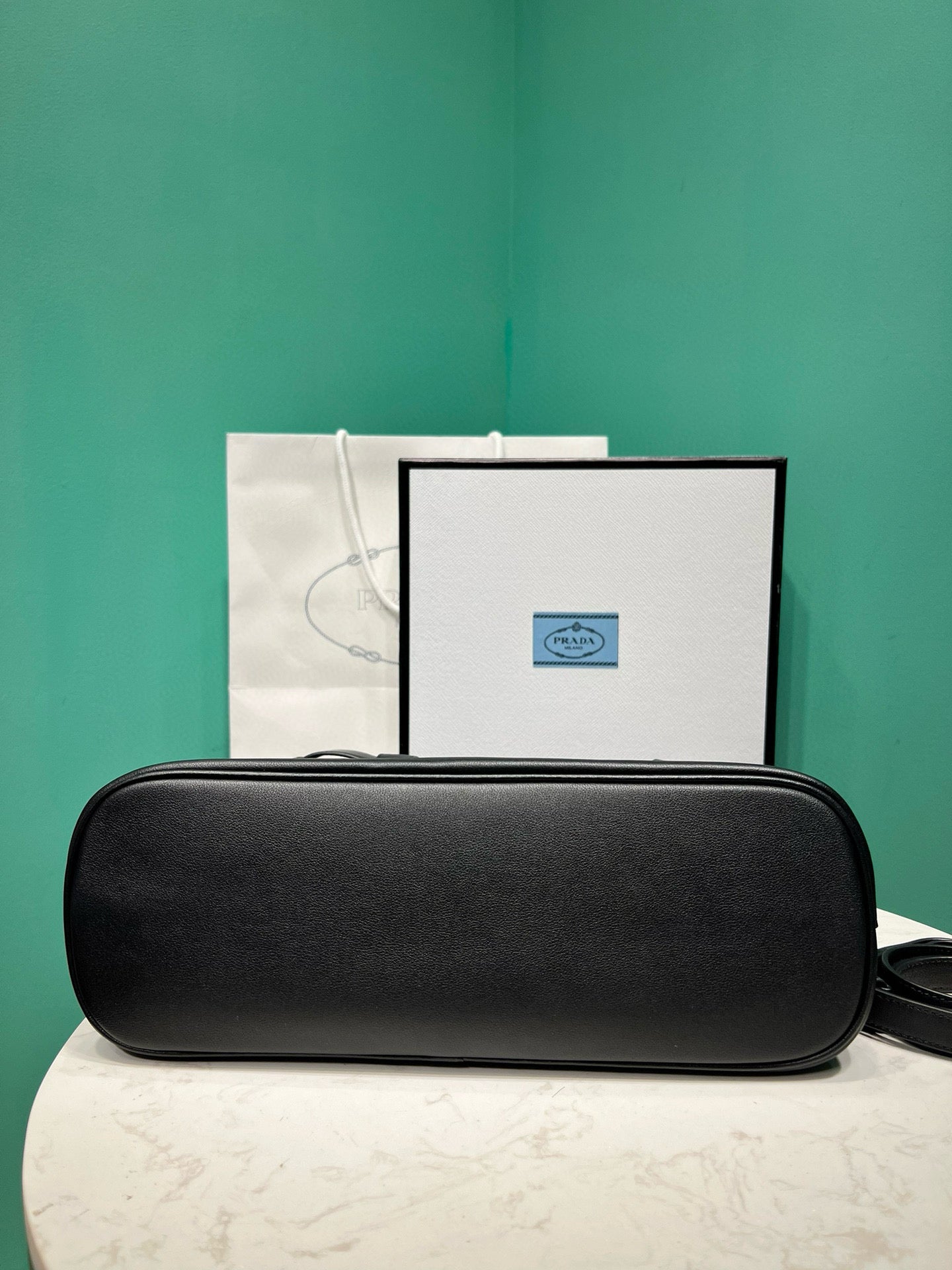 pra buckle medium 35cm black calfskin gold hardware mysite