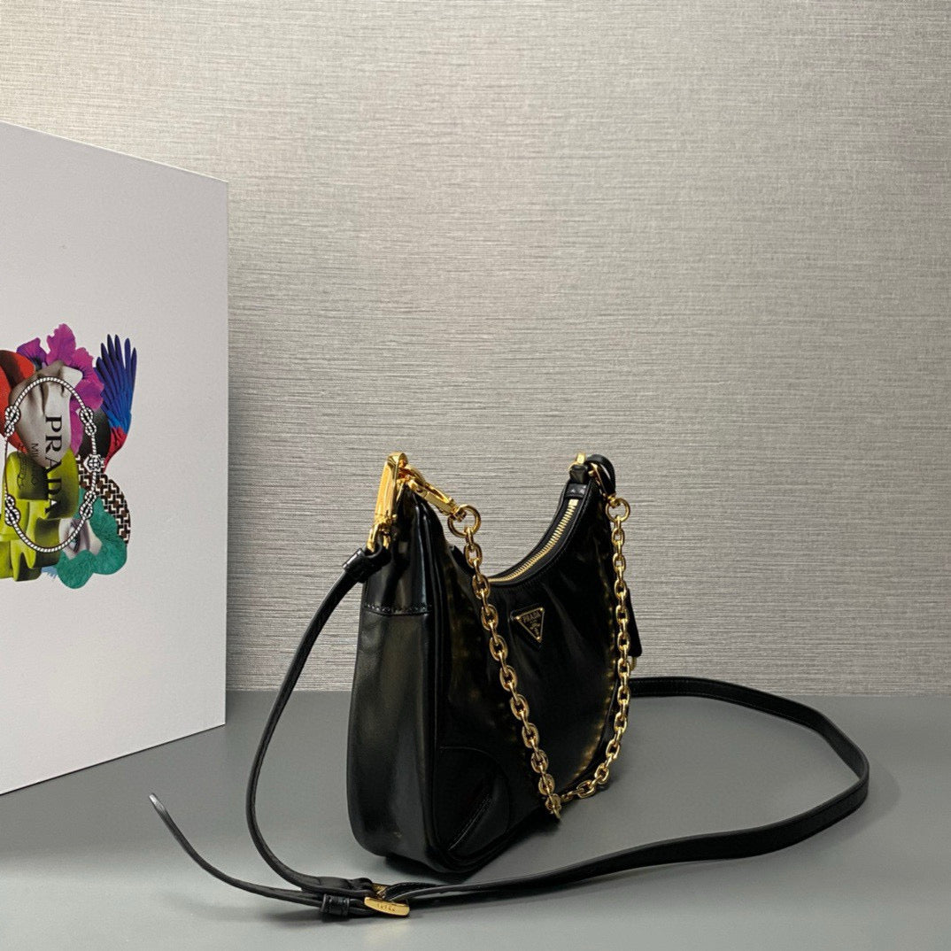 pra hobo bag 22cm re-edition 2005 black calfskin mysite