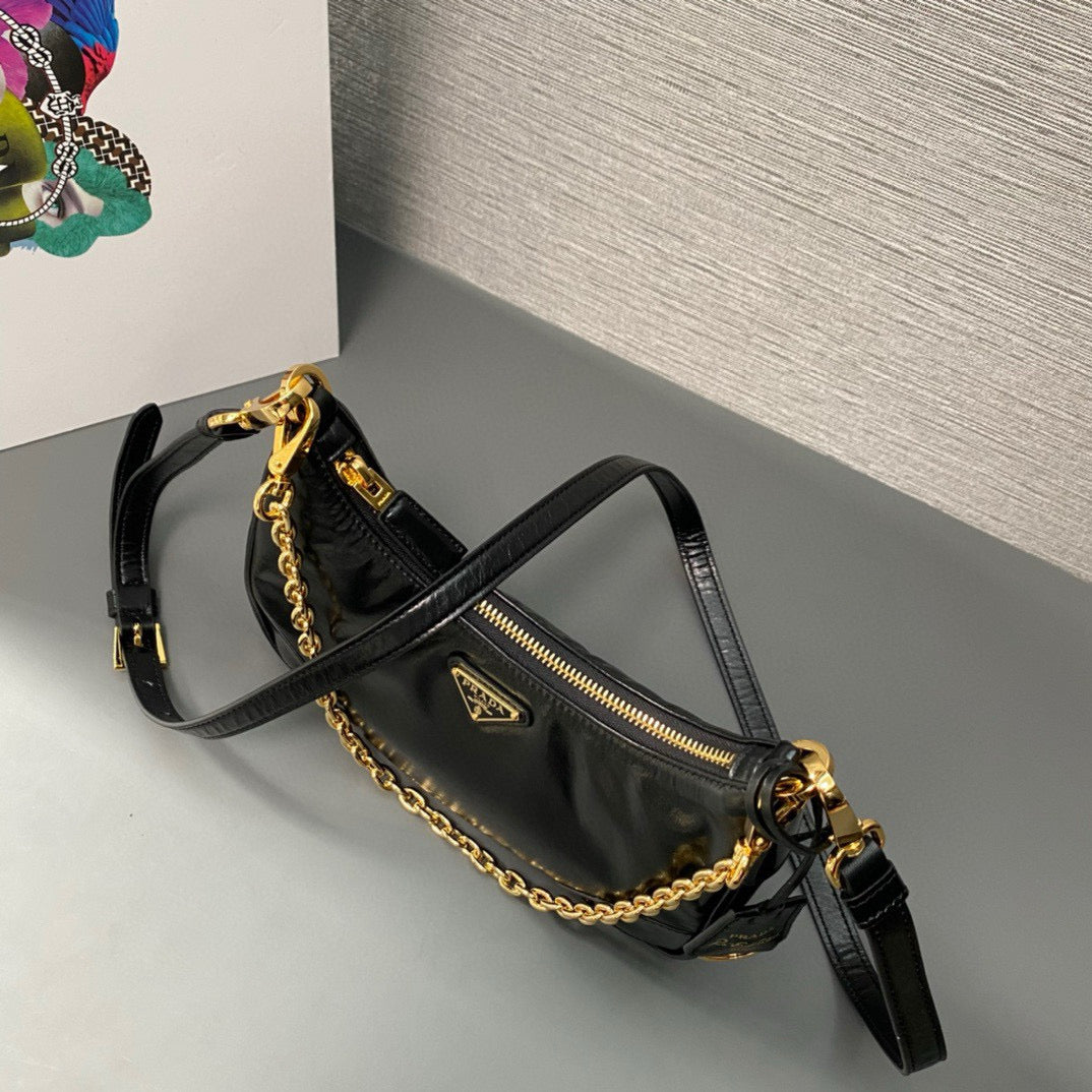 pra hobo bag 22cm re-edition 2005 black calfskin mysite