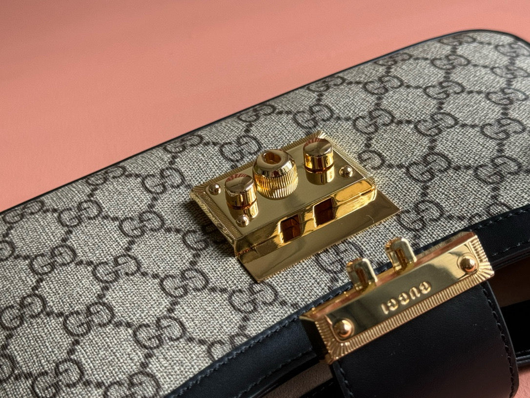 GG PADLOCK SMALL 24 BEIGE CANVAS BLACK CALFSKIN mysite