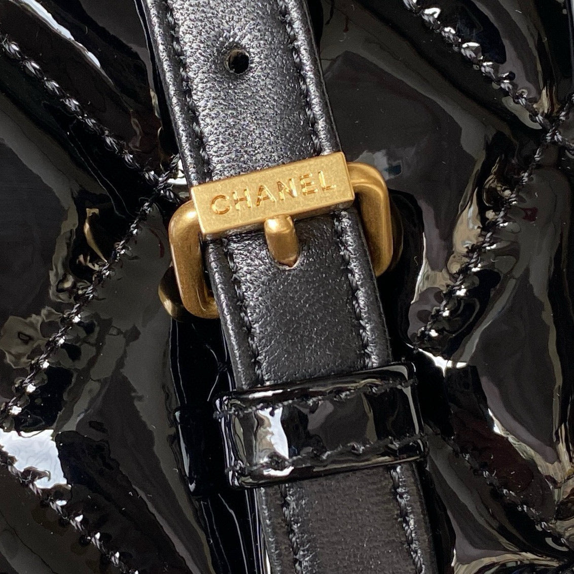 cc large backpack 31cm black patent calfskin gold hardware mysite