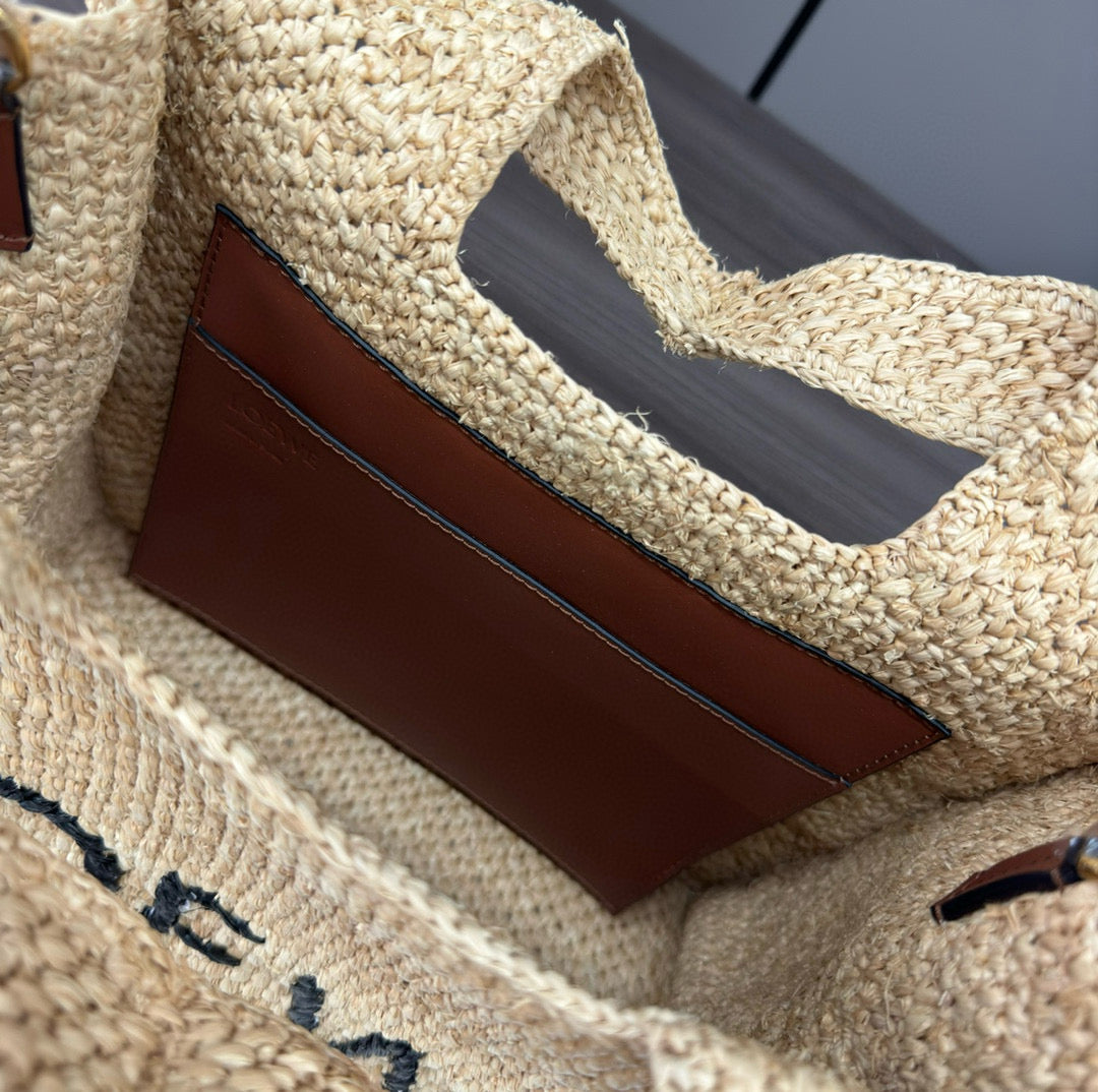 LOE MEDIUM 30 FONT TOTE IN NATURAL RAFFIA mysite