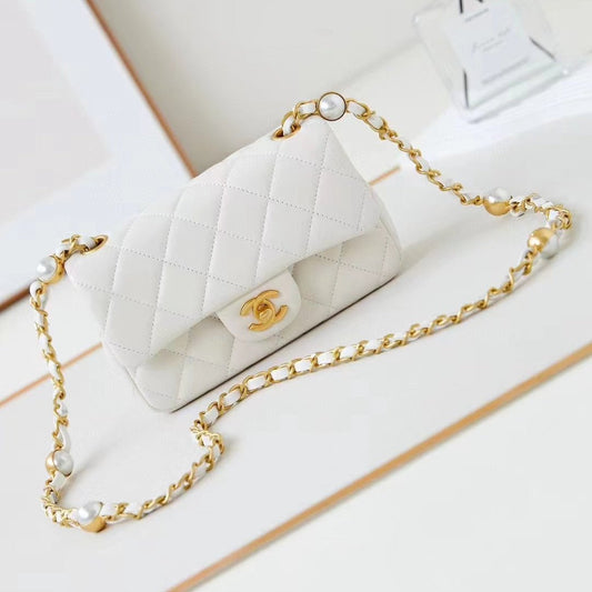 CC 24F Flap Bag White Lambskin Pearl Gold Hardware mysite