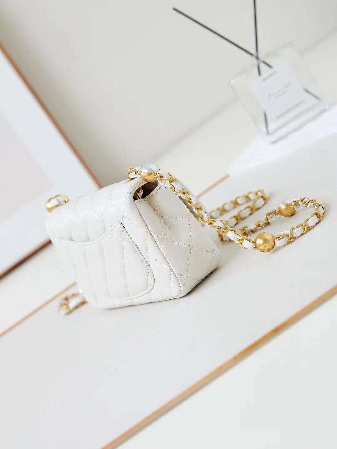 CC 24F Flap Bag White Lambskin Pearl Gold Hardware mysite