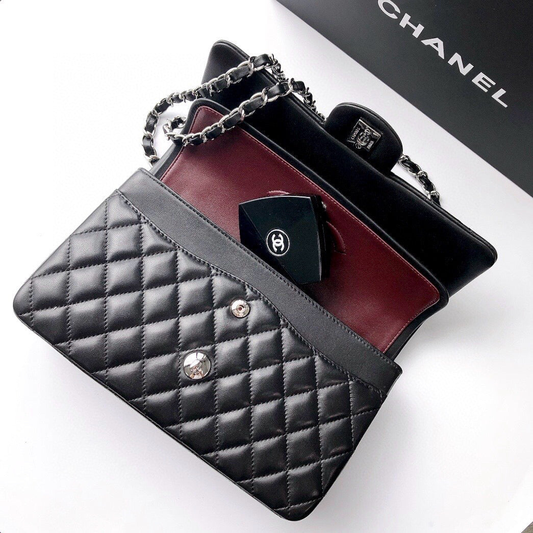 CLASSIC FLAP 25 BLACK LAMBSKIN SILVER HARDWARE mysite