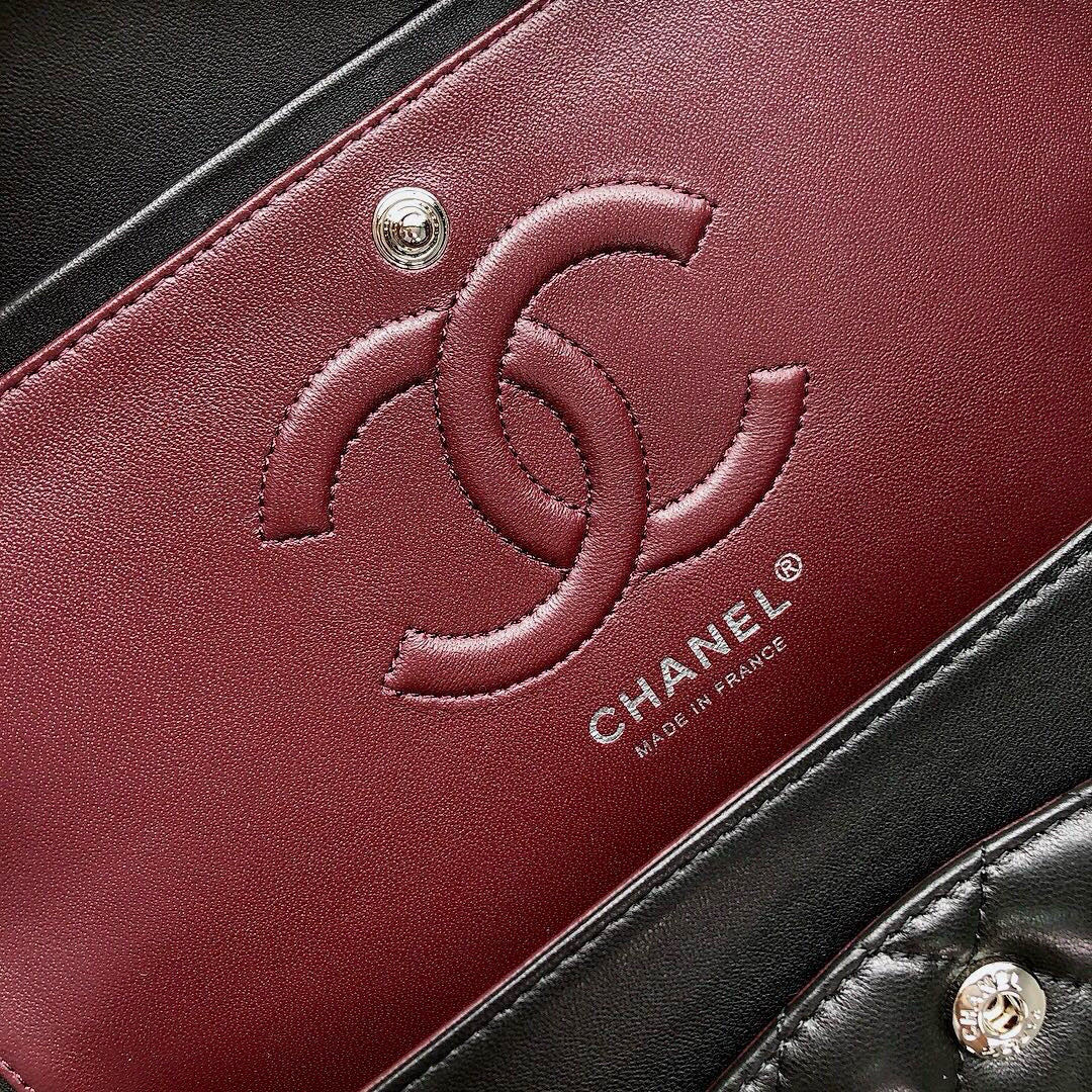 CLASSIC FLAP 25 BLACK LAMBSKIN SILVER HARDWARE mysite