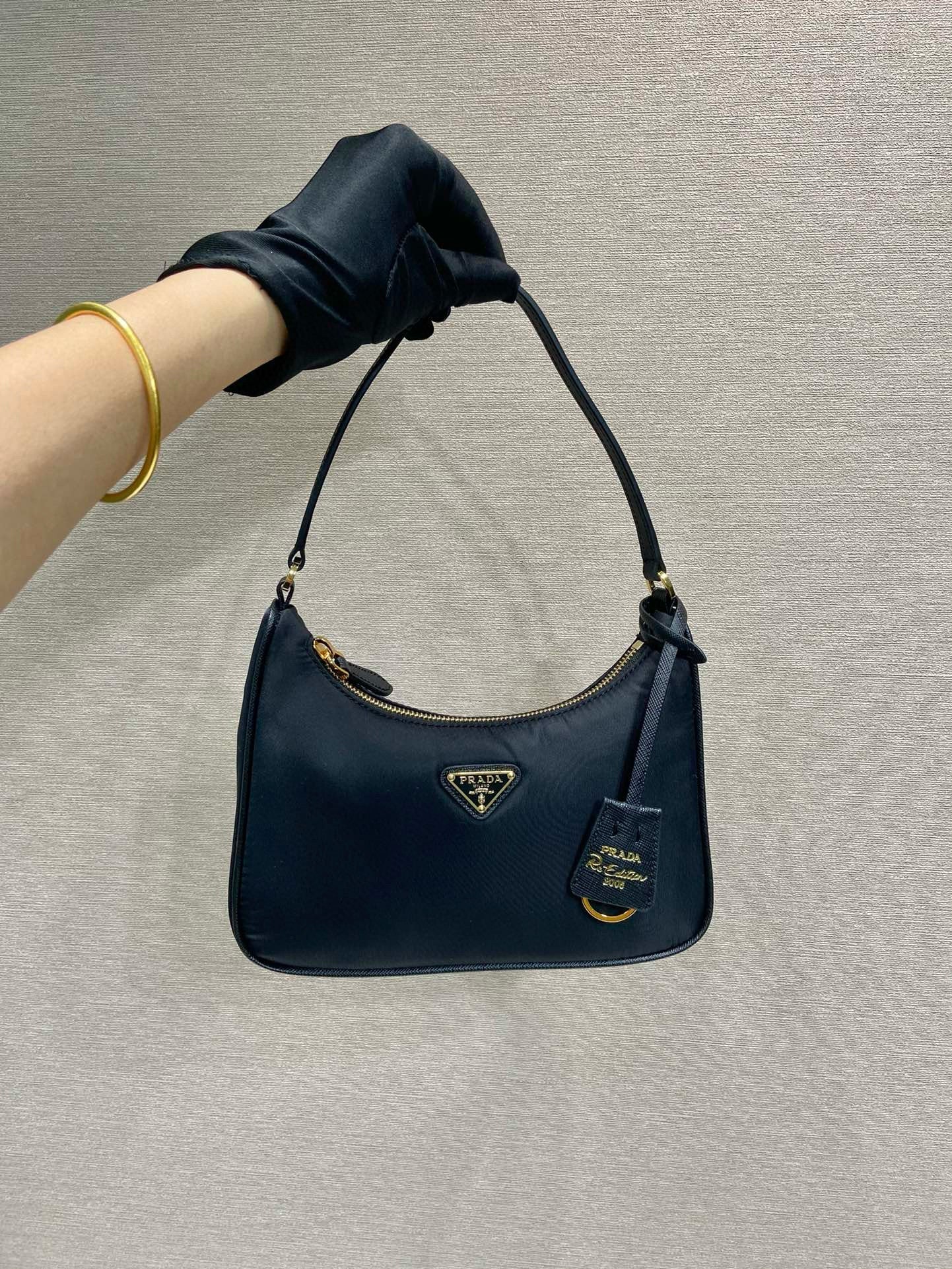 Prada Re-Edition 2005 Black Re-Nylon and Saffiano mini bag mysite