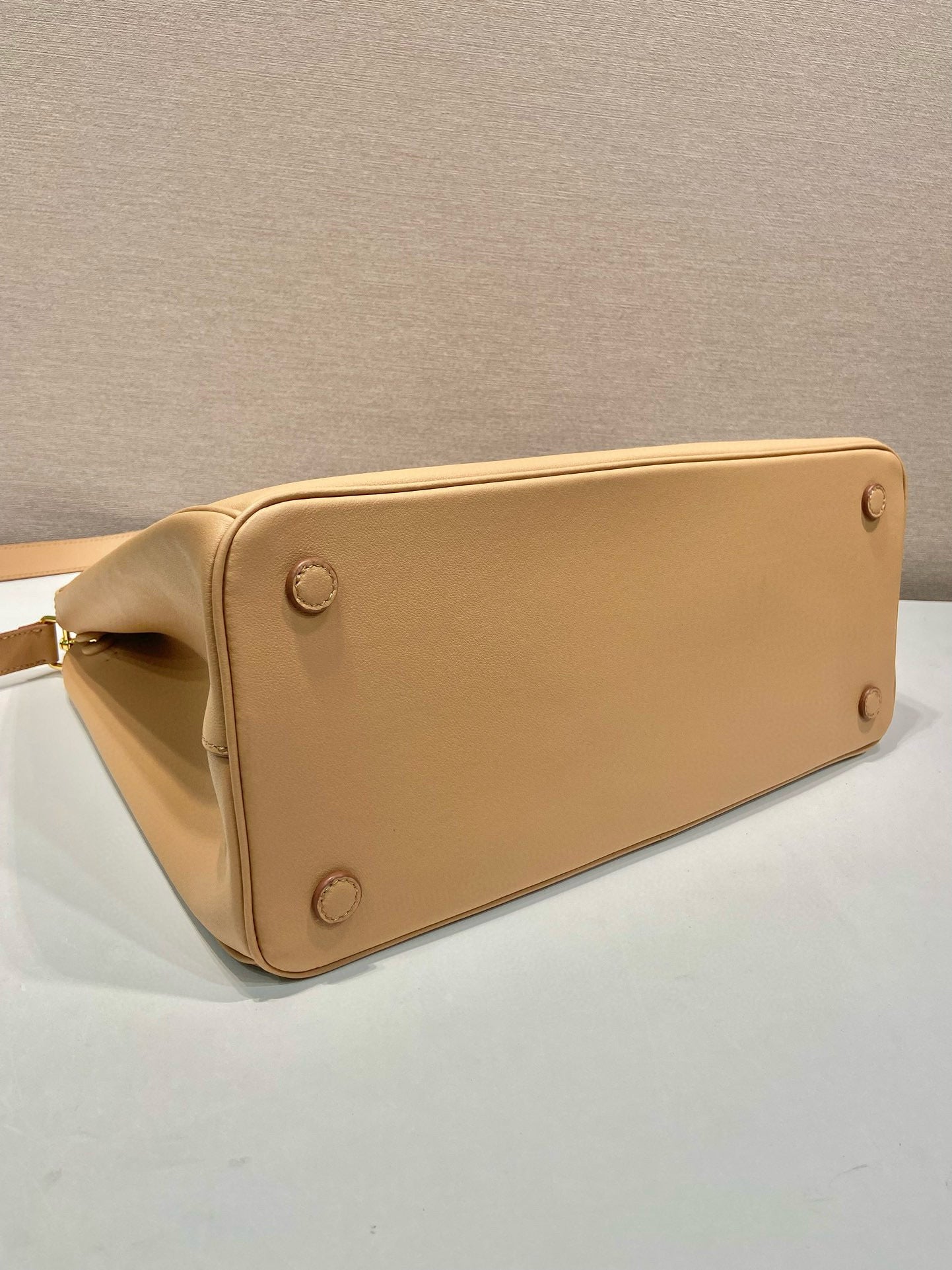 Large Prada Galleria Saffiano leather bag Sand Beige mysite